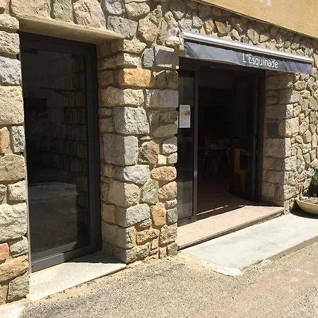 L'esquinade Algajola (Corsica)